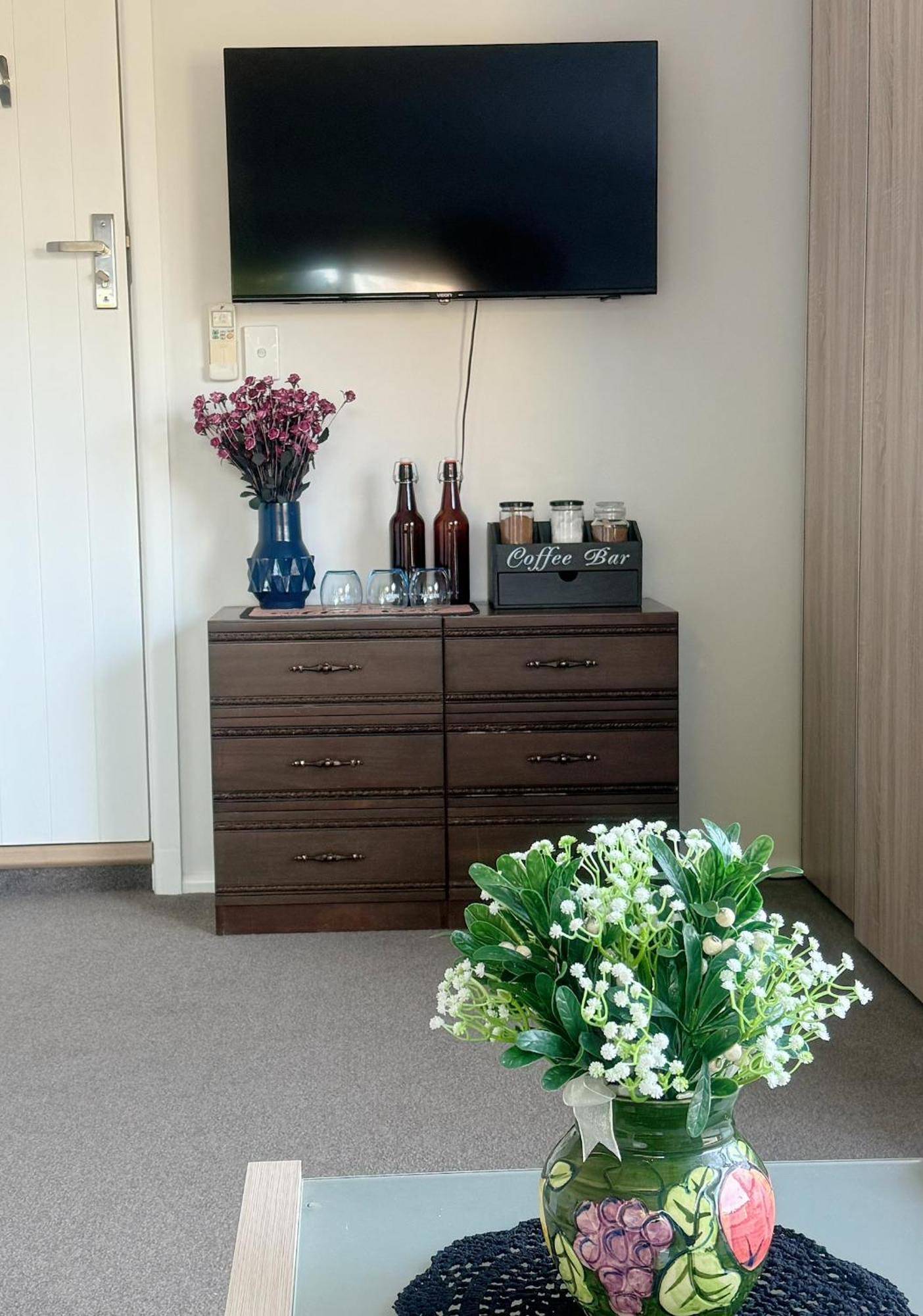 Cozy And Sunny Room Near City To Seapath Christchurch Ngoại thất bức ảnh