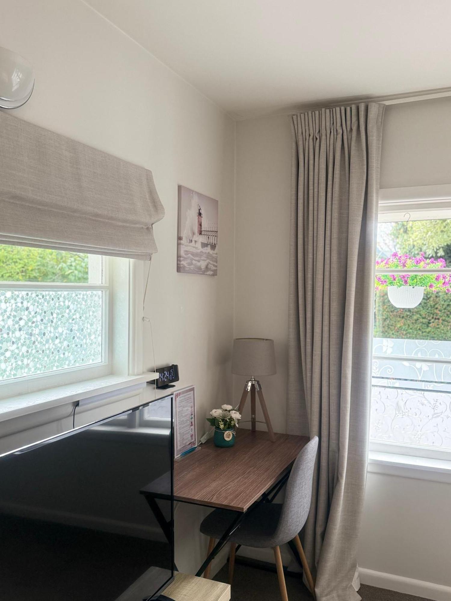 Cozy And Sunny Room Near City To Seapath Christchurch Ngoại thất bức ảnh