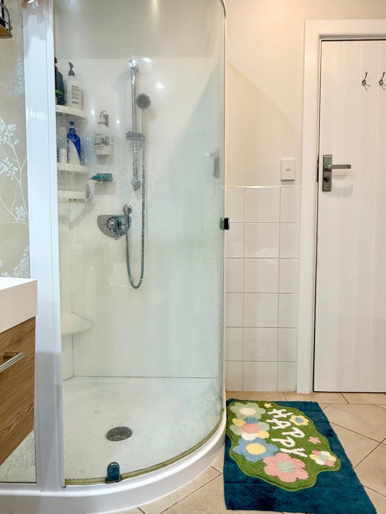 Cozy And Sunny Room Near City To Seapath Christchurch Ngoại thất bức ảnh