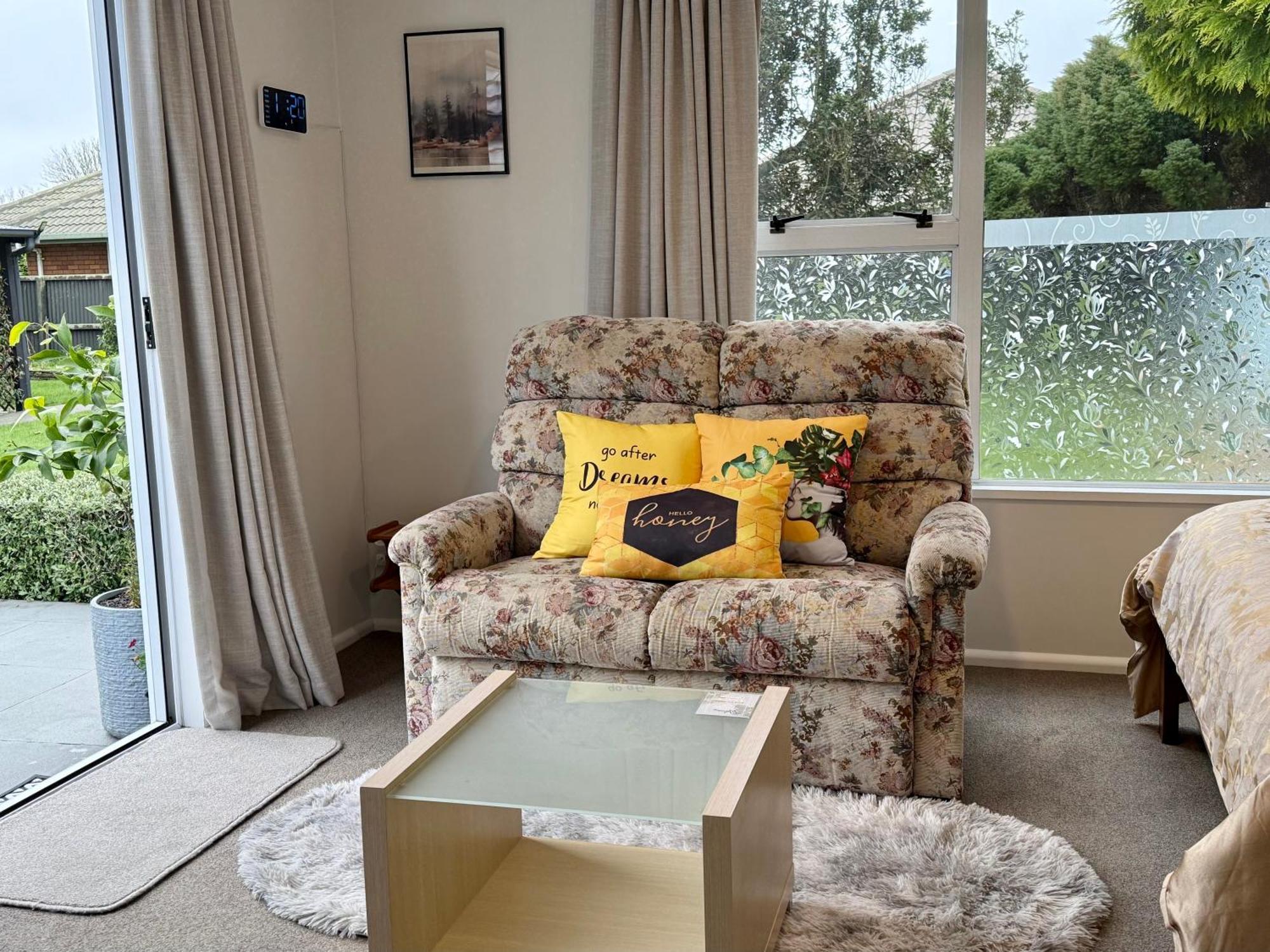 Cozy And Sunny Room Near City To Seapath Christchurch Ngoại thất bức ảnh